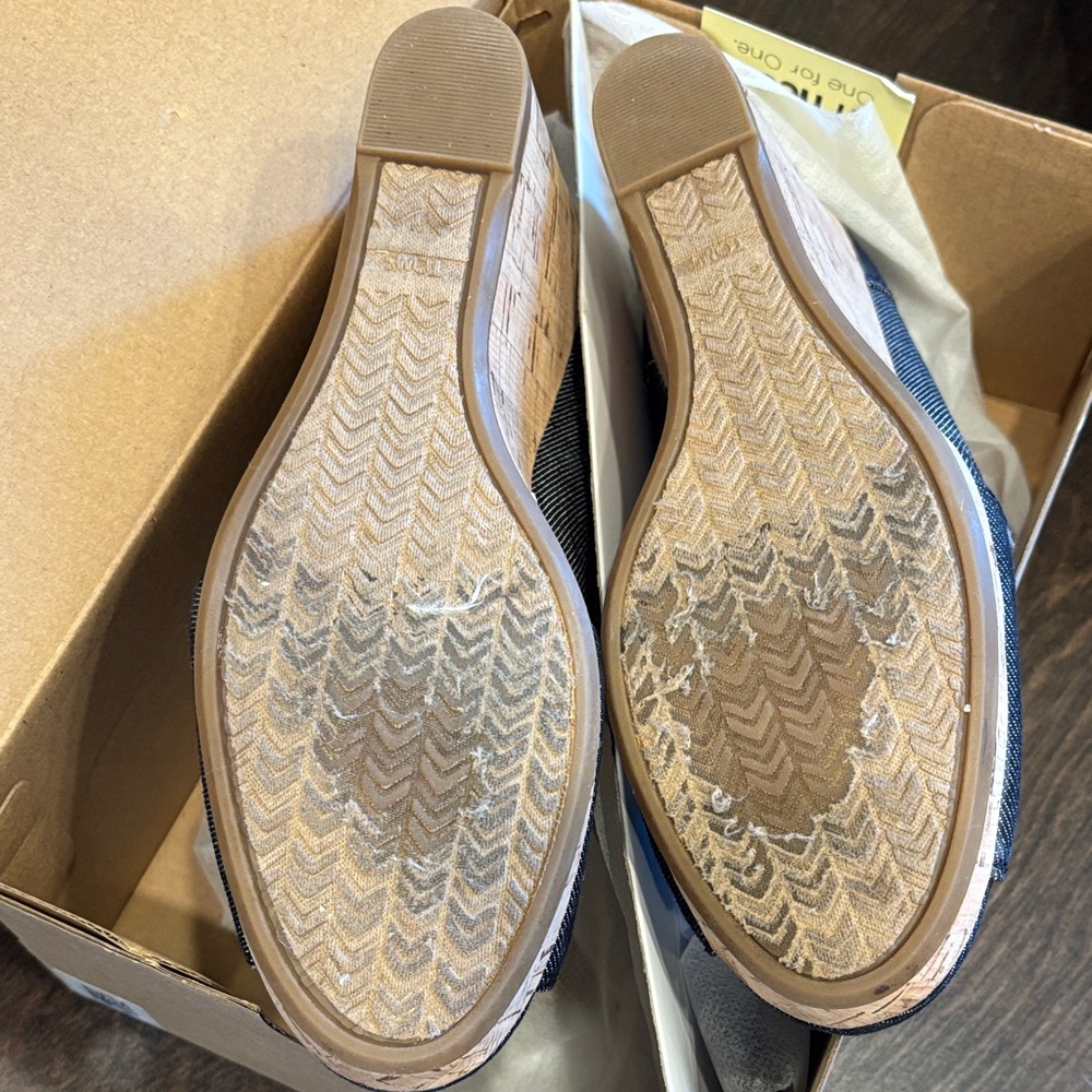 Toms Black Denim Cork Wedges - Picture 4 of 4
